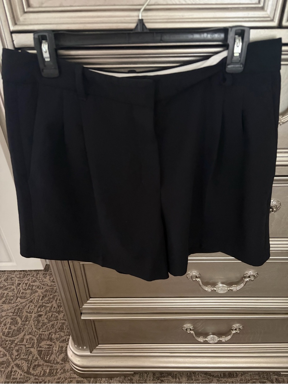 Aritzia The effortless short Black Tailored Bermuda Shorts 12